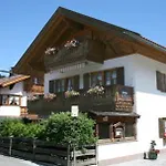 Ferienhaeuser Werdenfels