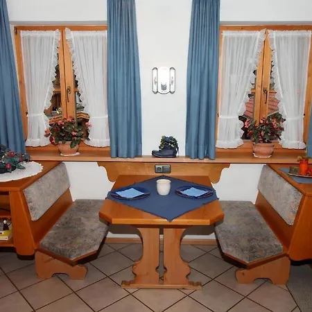 Ferienhaeuser Werdenfels Apartament *