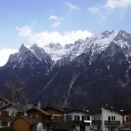 Ferienhaeuser Werdenfels