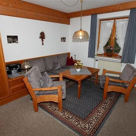 Ferienhaeuser Werdenfels * Mittenwald