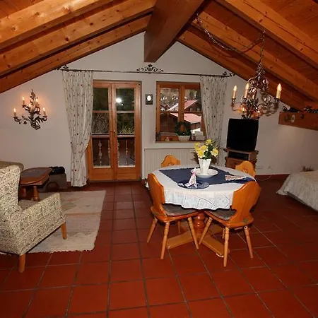 Ferienhaeuser Werdenfels Apartament