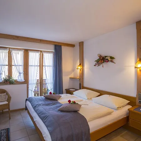 Apartament Ferienhaeuser Werdenfels Mittenwald