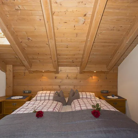 Apartament Ferienhaeuser Werdenfels Mittenwald