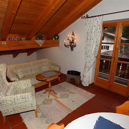 Ferienhaeuser Werdenfels *