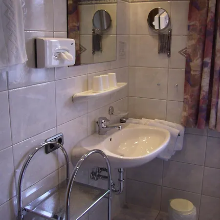 Ferienhaeuser Werdenfels 米滕瓦尔德